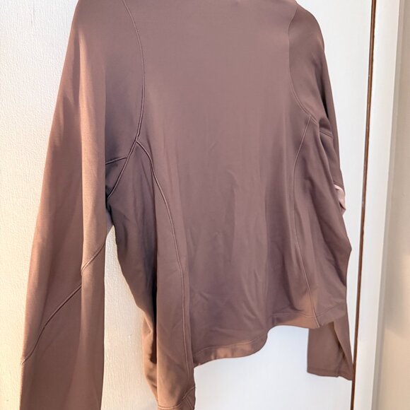 Lululemon Hiking Set - Picture 7 of 8